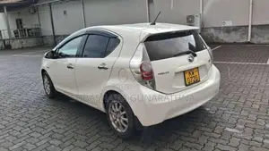 Toyota Aqua 2012 Car (Used)
