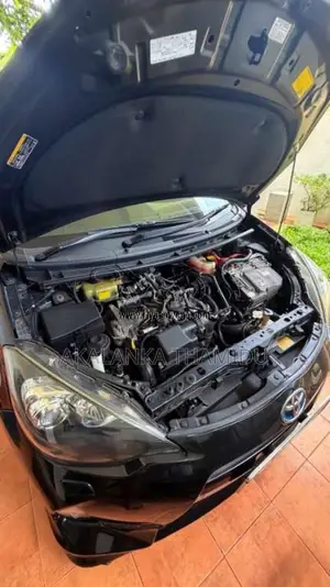 Toyota Aqua 2013 Car (Used)