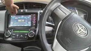Toyota Axio 2014 Car (Used)