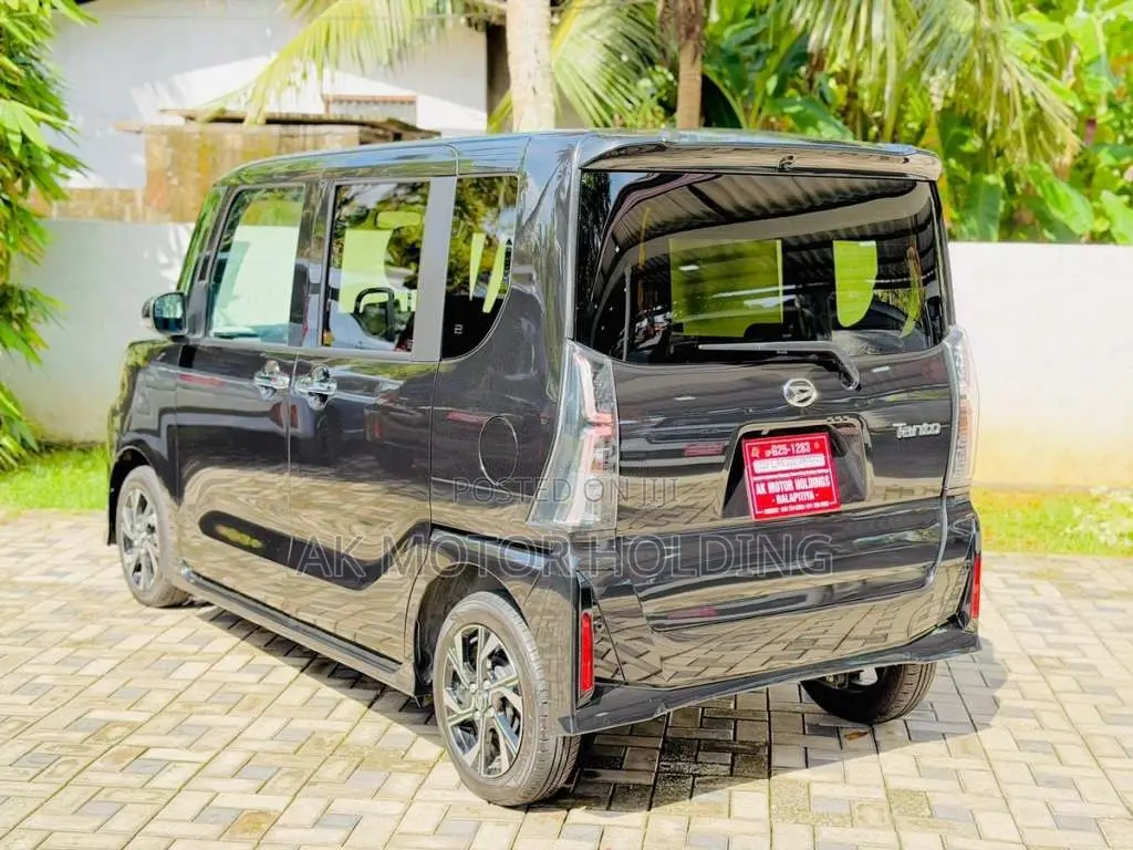 Daihatsu Tanto Custom X 2024 Car Unregistered (Recondition)