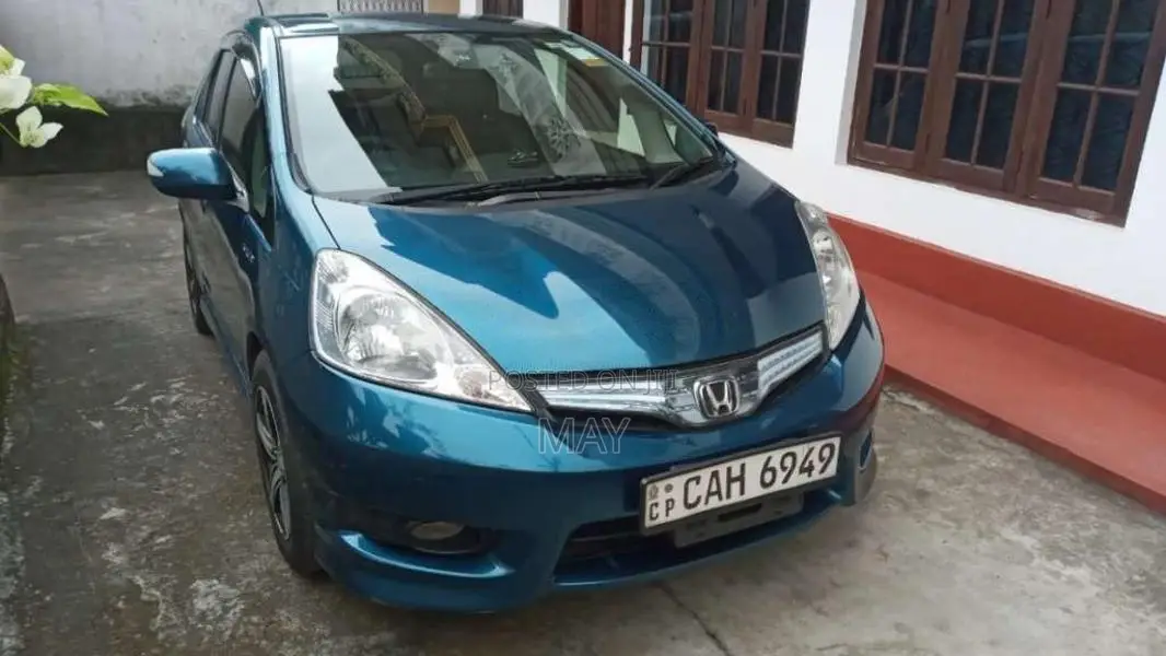 Honda Fit Shuttle 2013 Car (Used)