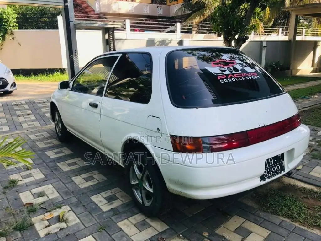 Toyota Corolla Windy 2 1996 Car (Used)
