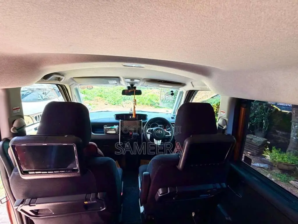 Toyota Roomy 2017 Car (Used)