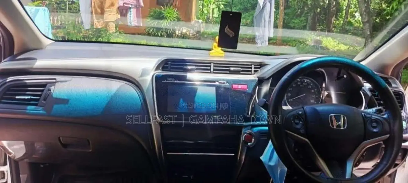 Honda Grace 2016 Car (Used)