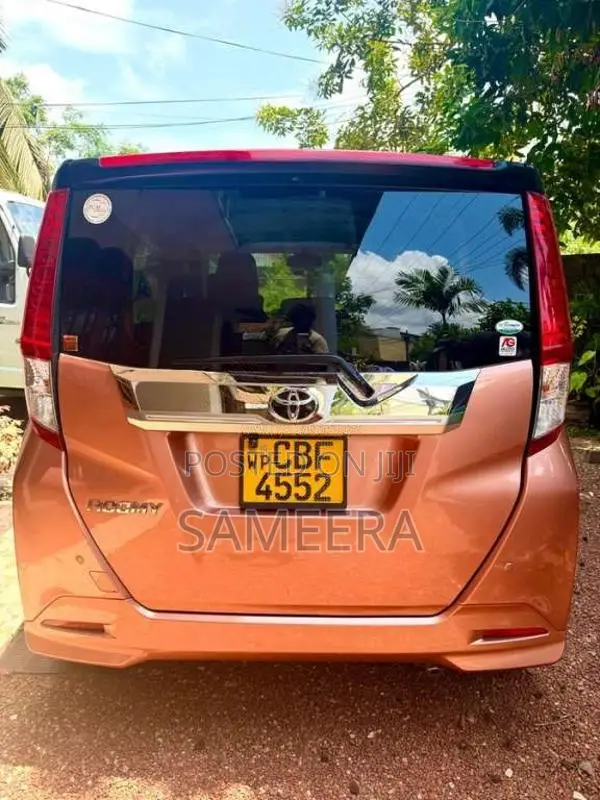 Toyota Roomy 2017 Car (Used)