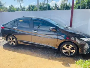 Honda Grace 2015 Car (Used)