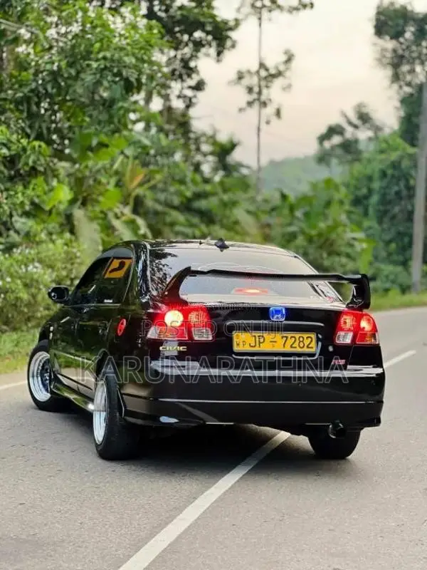 Honda Civic ES8 2004 Car (Used)
