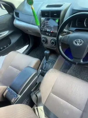 Toyota Avanza 2017 Car (Used)