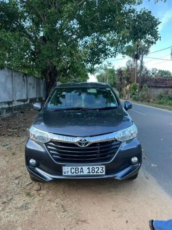 Toyota Avanza 2017 Car (Used)