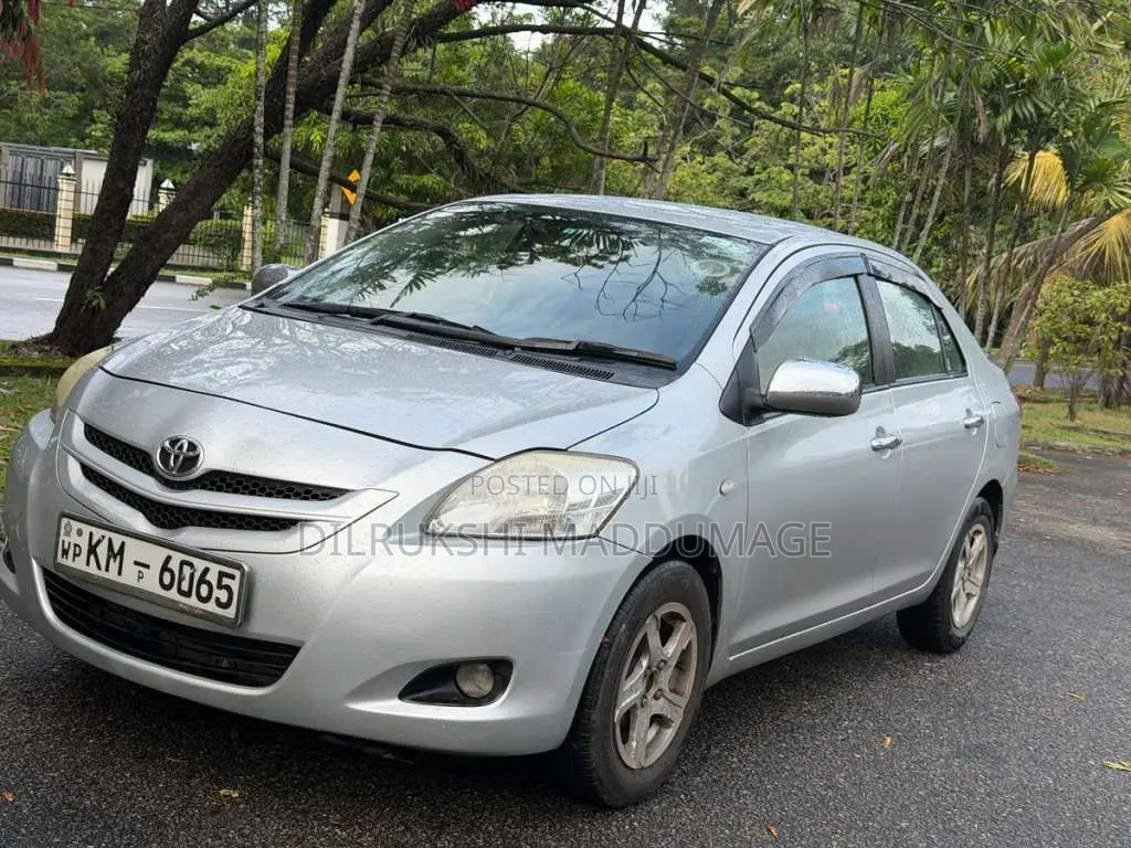 Toyota Belta 2007 Car (Used)
