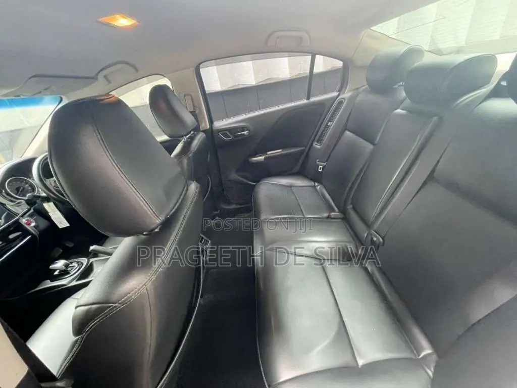 Honda Grace 2015 Car (Used)