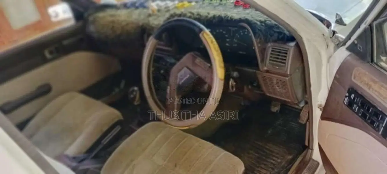 Toyota Carina 1984 Car (Used)