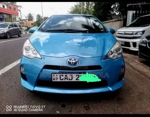 Toyota Aqua 2012 Car (Used)