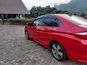 Honda Grace Ex 2016 Car (Used)