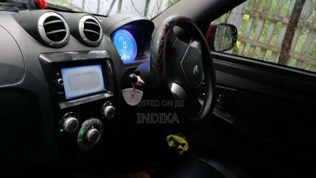 Mahindra E2o 2018 Car (Used)