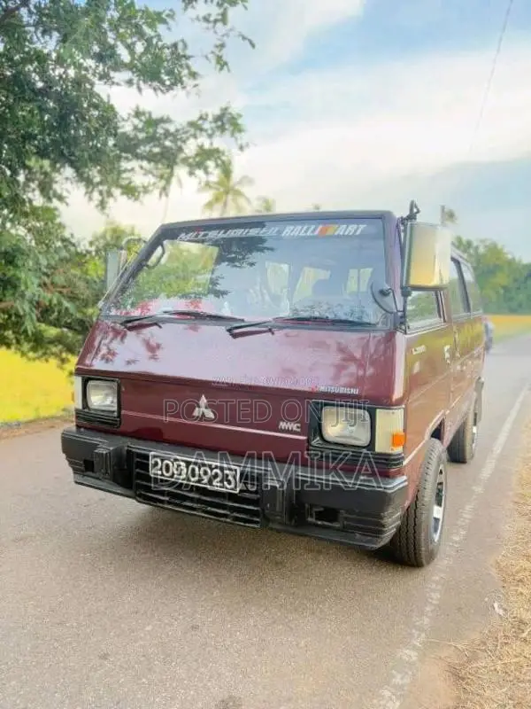 Mitsubishi Delica 1982 Car (Used)