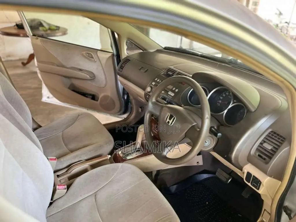 Honda Fit Aria 2004 Car (Used)
