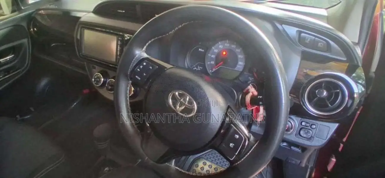 Toyota Vitz 2019 Car (Used)
