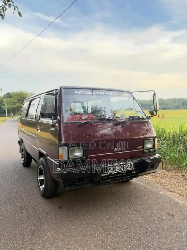 Mitsubishi Delica 1982 Car (Used)