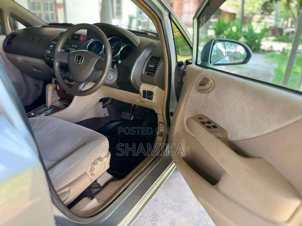 Honda Fit Aria 2004 Car (Used)