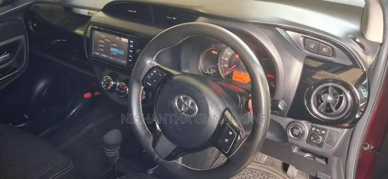 Toyota Vitz 2019 Car (Used)