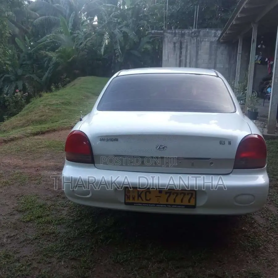 Hyundai Sonata 2000 Car (Used)