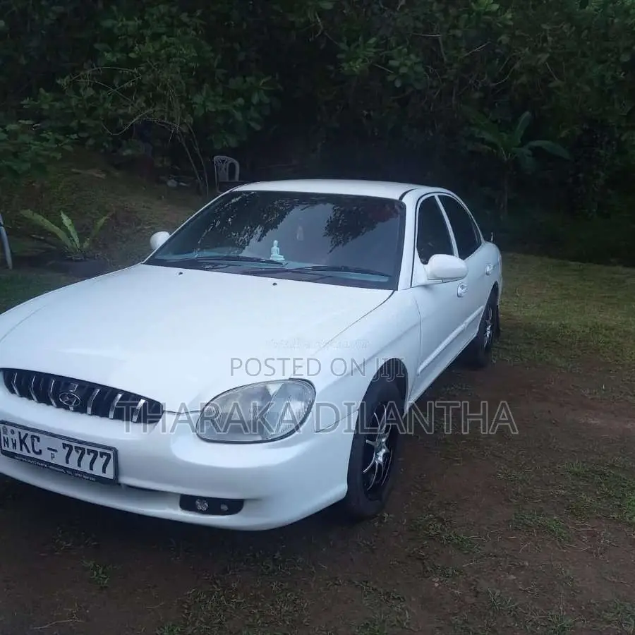 Hyundai Sonata 2000 Car (Used)