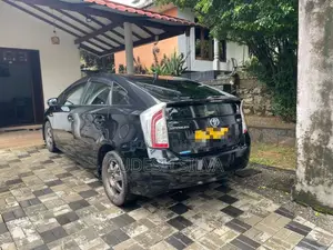 Toyota Prius 2013 Car (Used)