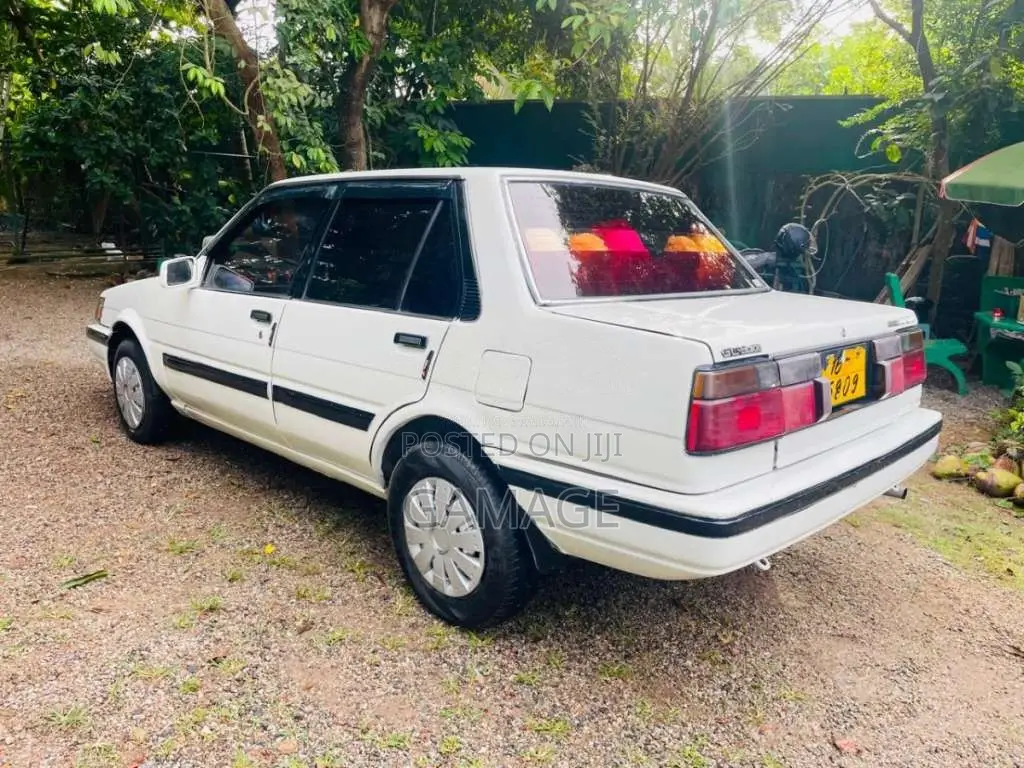 Toyota Corolla 1987 Car (Used)