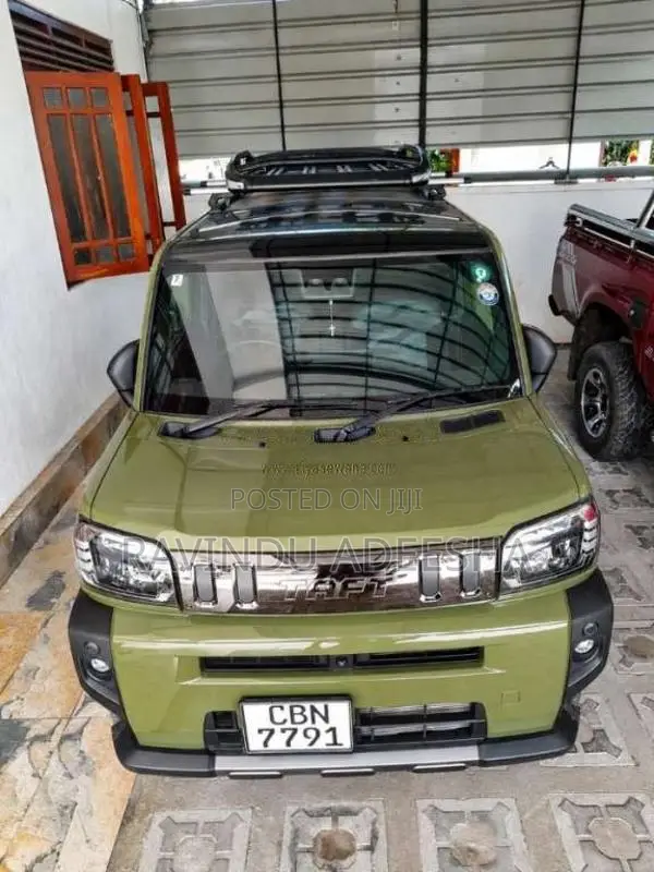 Daihatsu TAFT G Chrome Venture 2024 Car (Used)