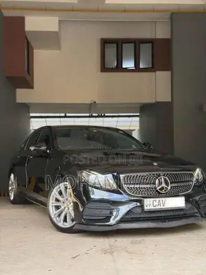 Mercedes-Benz E200 2016 Car (Used)