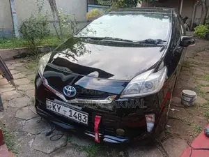 Toyota Prius 2013 Car (Used)