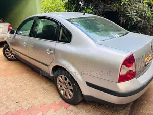 Volkswagen Passat 2002 Car (Used)