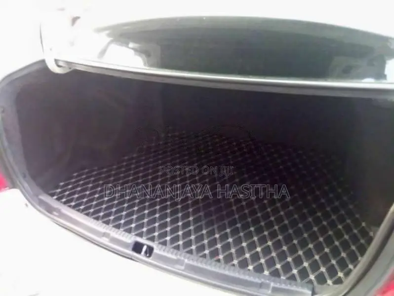 Toyota Axio 2017 Car (Used)