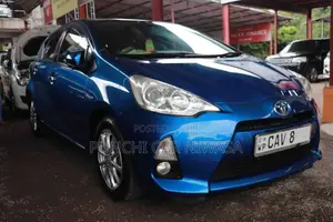 Toyota Aqua 2014 Car (Used)