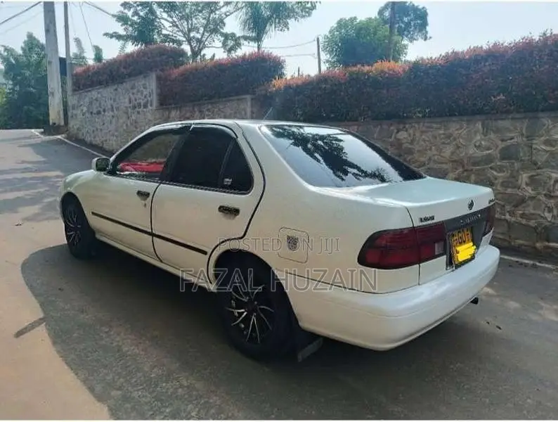 Nissan Sunny 1999 Car (Used)