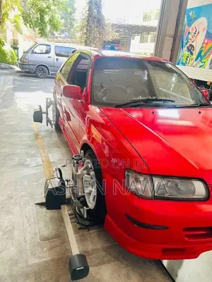 Toyota Corolla 2000 Car (Used)