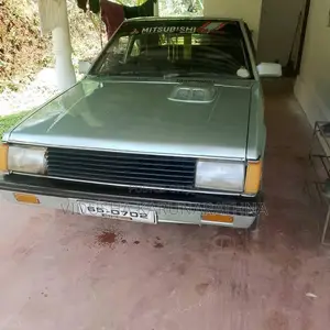 Mitsubishi Lancer Box 1986 Car (Used)