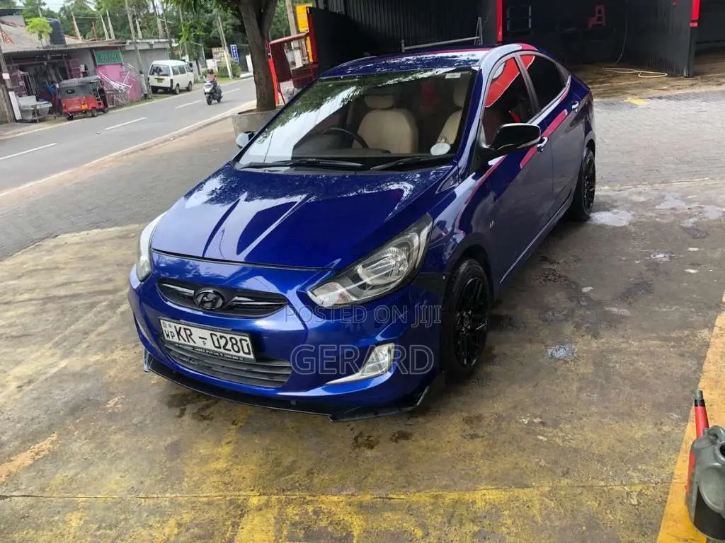 Hyundai Accent 2011 Car (Used)