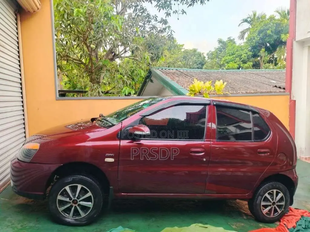 Tata Indica 2015 Car (Used)