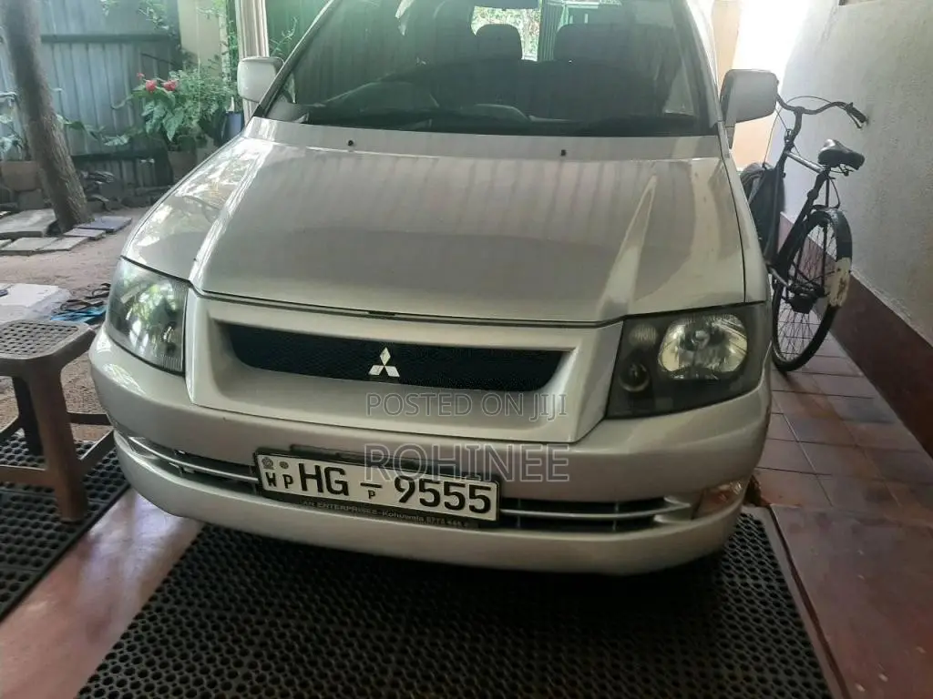 Mitsubishi Mitsubishi 2003 Car (Used)