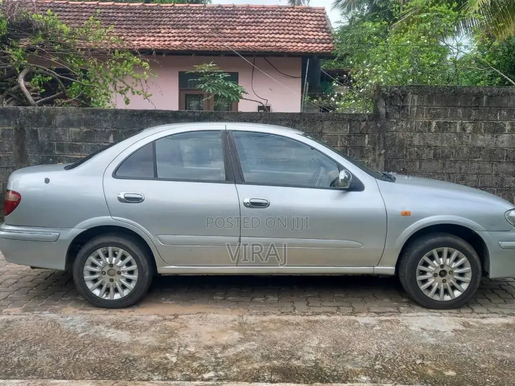 Nissan Sunny 2004 Car (Used)