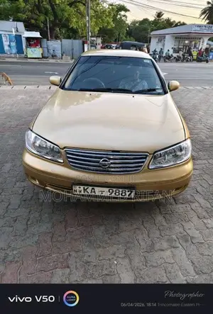 Nissan N17 2005 Car (Used)