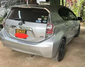 Toyota Aqua 2014 Car (Used)