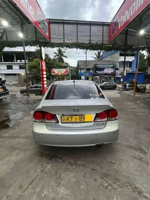 Honda Civic 2010 Car (Used)
