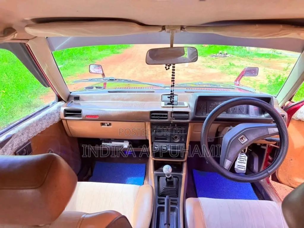 Mitsubishi Lancer Box 1980 Car (Used)
