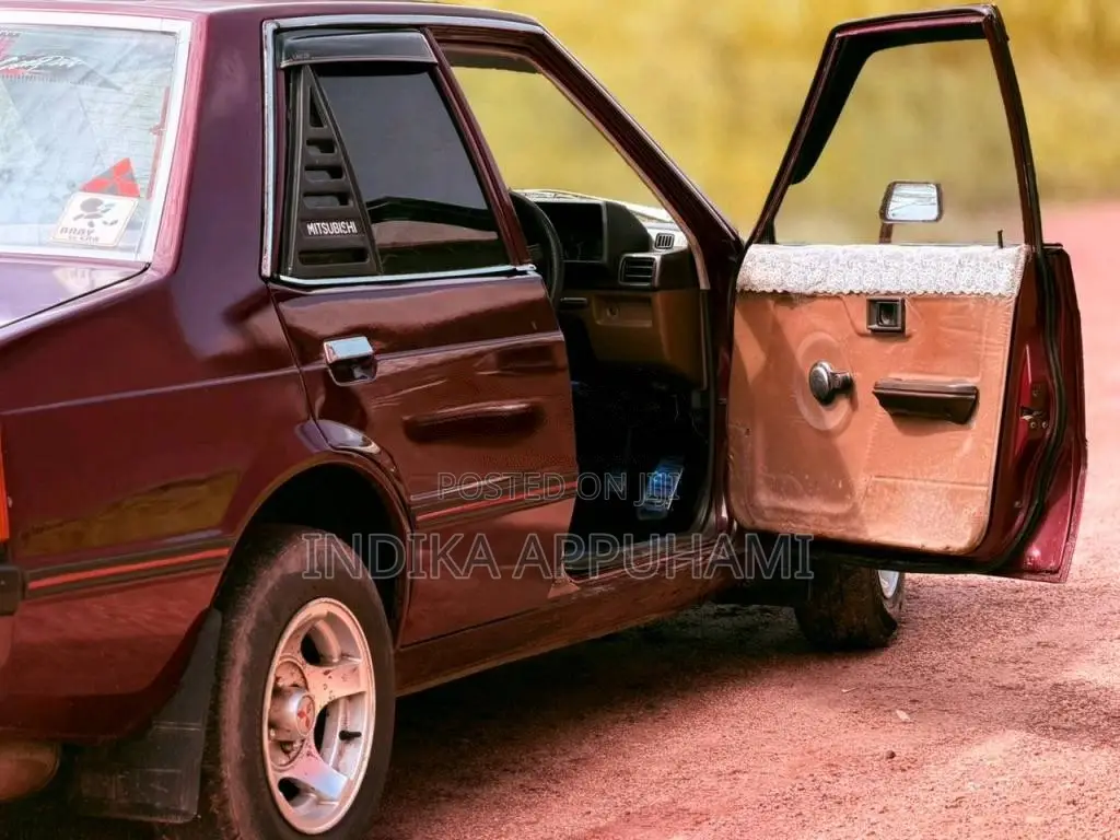 Mitsubishi Lancer Box 1980 Car (Used)