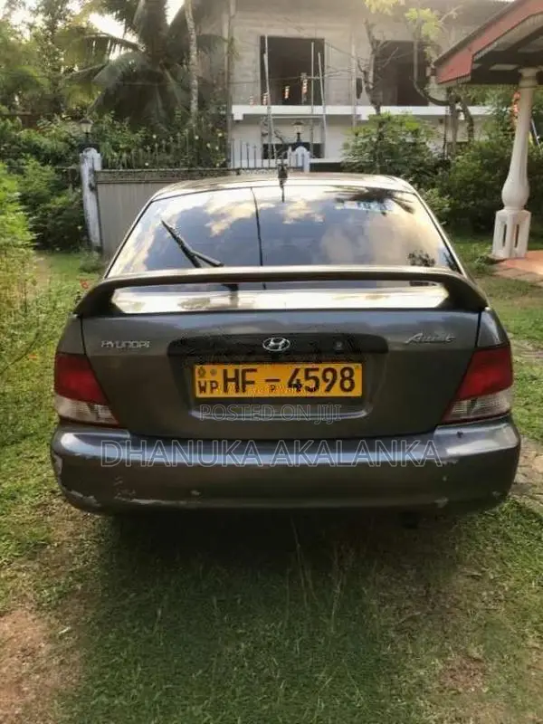 Hyundai Accent 2000 Car (Used)