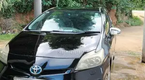 Toyota Prius 2013 Car (Used)