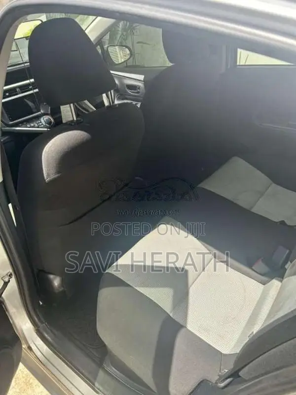 Toyota Aqua 2013 Car (Used)